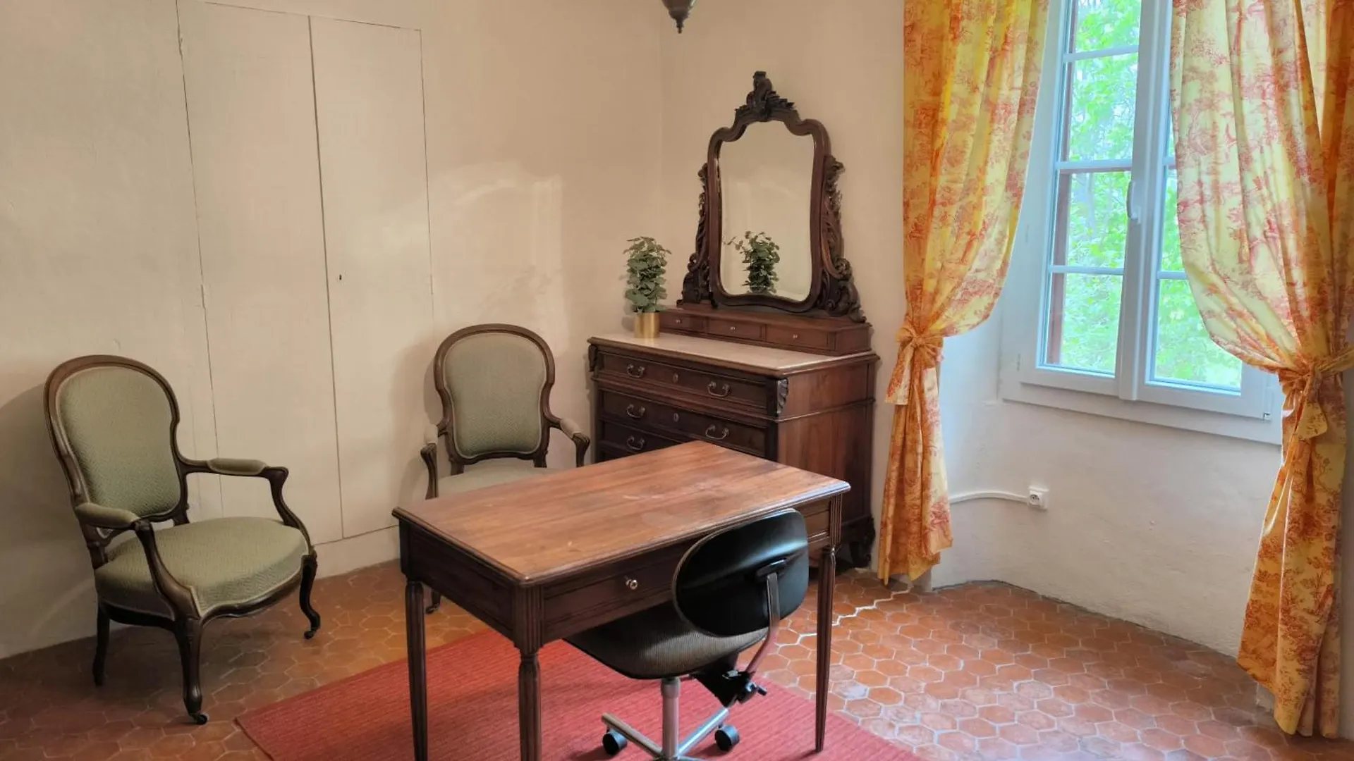 Holiday home Maison Roumoules France